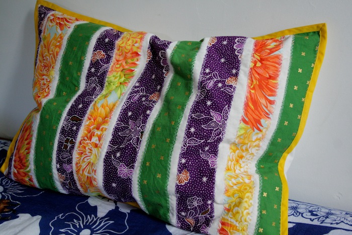 appliquepillow