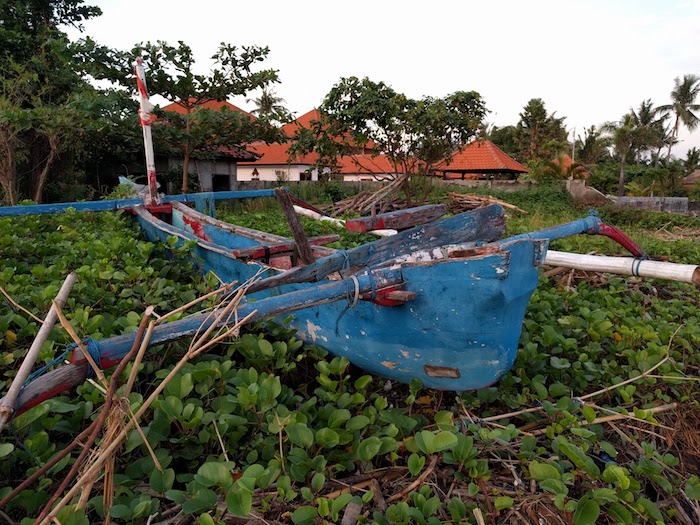 Lovina_FishingBoat