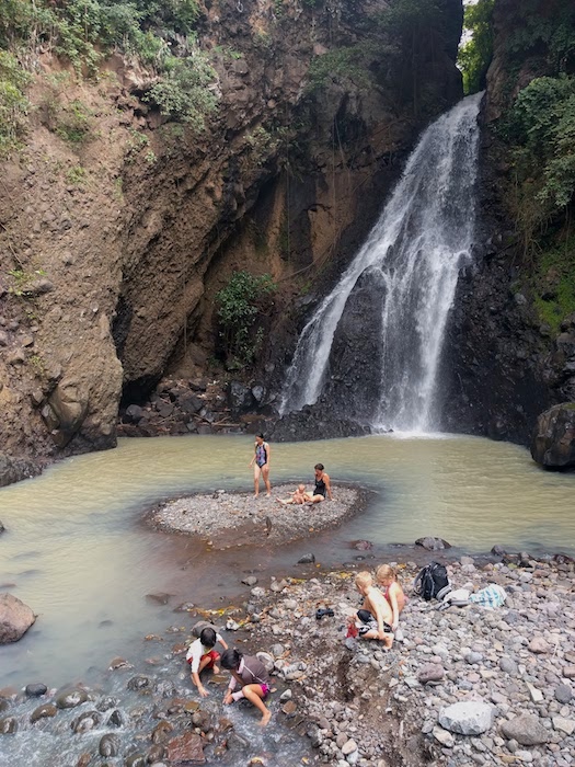 Lovina_Waterfall